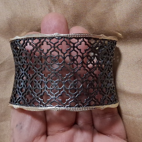 Kendra Scott Candice Bracelet - Picture 2 of 3